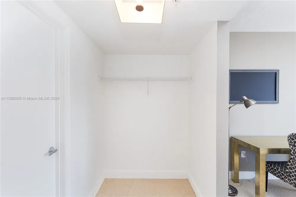 1750 Bayshore Dr #3512 Miami, FL 33132