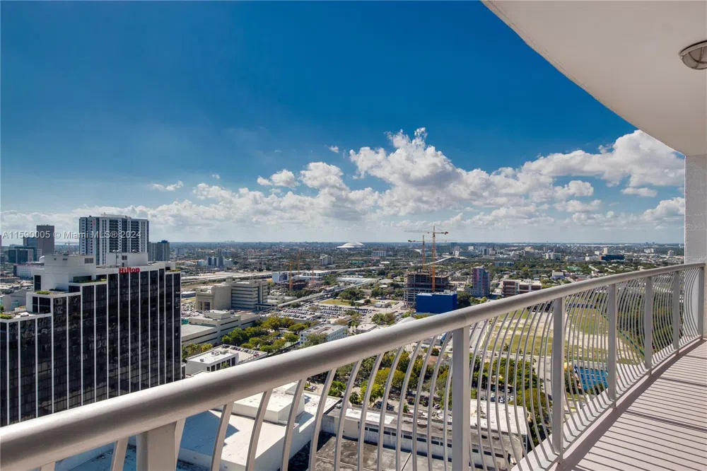 1750 Bayshore Dr #3512 Miami, FL 33132