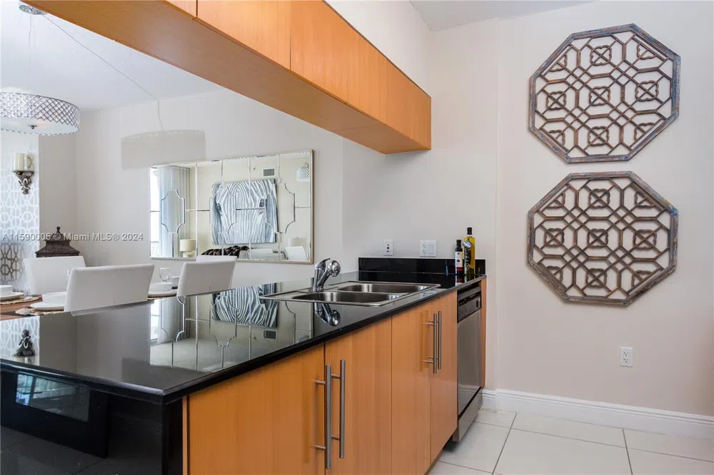 1750 Bayshore Dr #3512 Miami, FL 33132