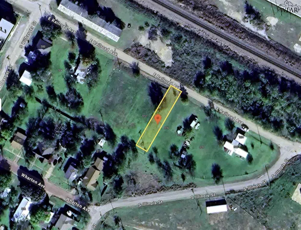 314 E RAILROAD AVENUE