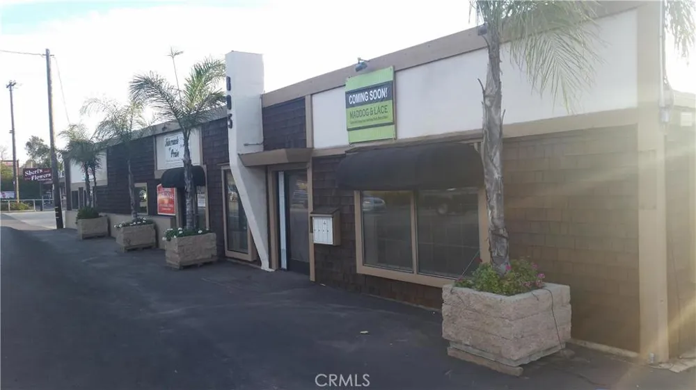 805 E Mission Road Fallbrook, CA 92028
