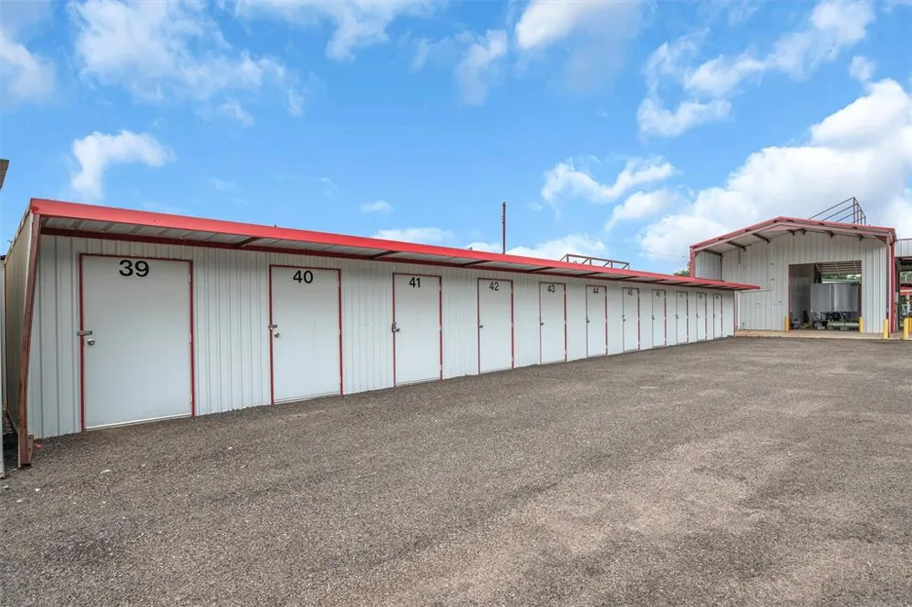 20891 Texas Highway 11 E Winnsboro, TX 75494