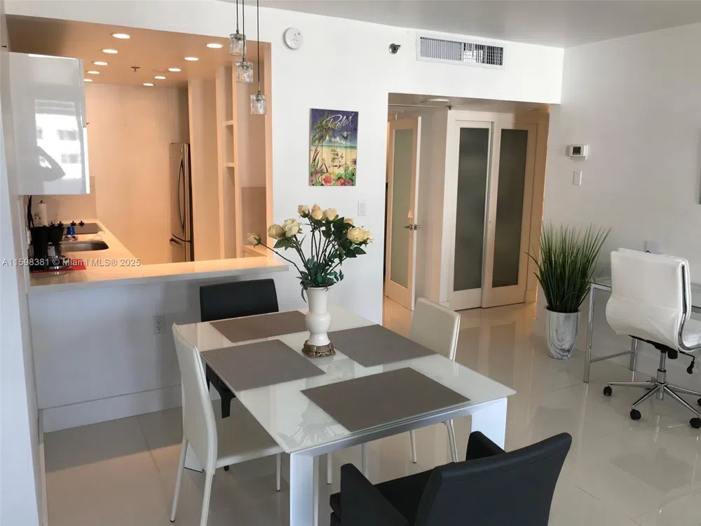 100 Lincoln Rd #808 Miami Beach, FL 33139