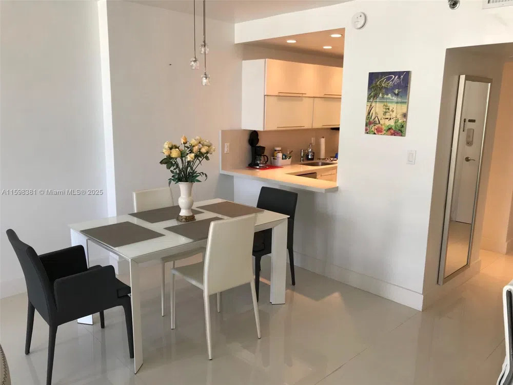 100 Lincoln Rd #808 Miami Beach, FL 33139