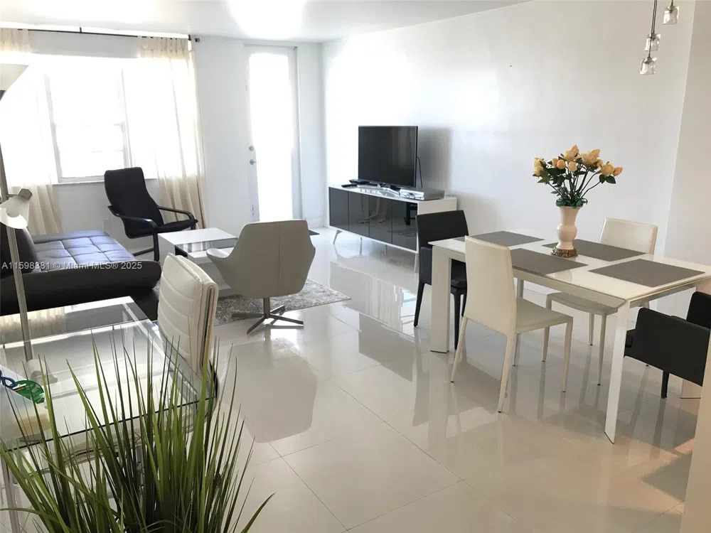 100 Lincoln Rd #808 Miami Beach, FL 33139