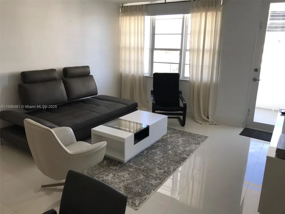 100 Lincoln Rd #808 Miami Beach, FL 33139