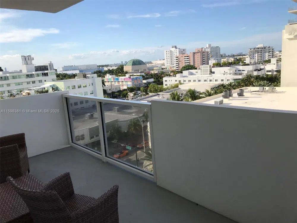 100 Lincoln Rd #808 Miami Beach, FL 33139