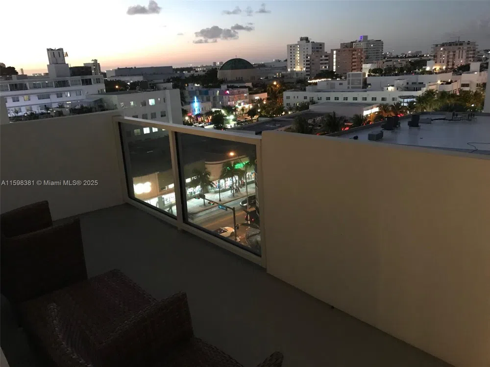 100 Lincoln Rd #808 Miami Beach, FL 33139