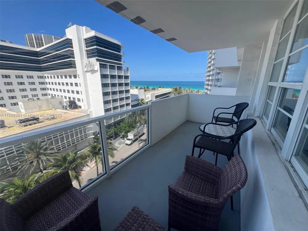 100 Lincoln Rd #808 Miami Beach, FL 33139