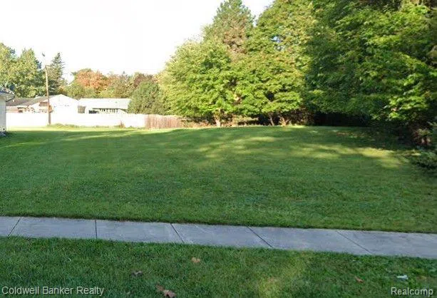 Dibble Avenue Lansing City, MI 48917