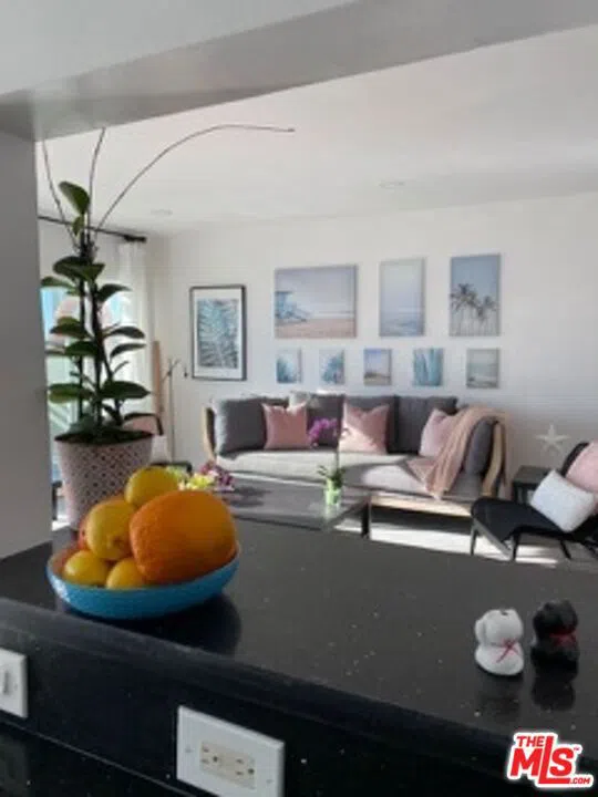 2609 Ocean Front Walk Venice, CA 90291