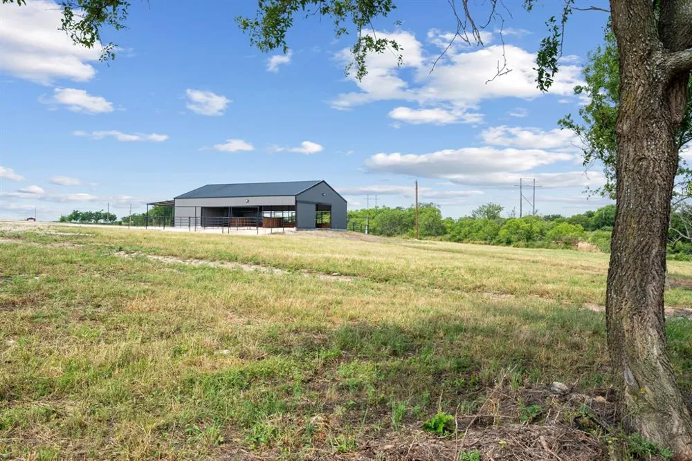 1355 County Road 304 Dublin, TX 76446