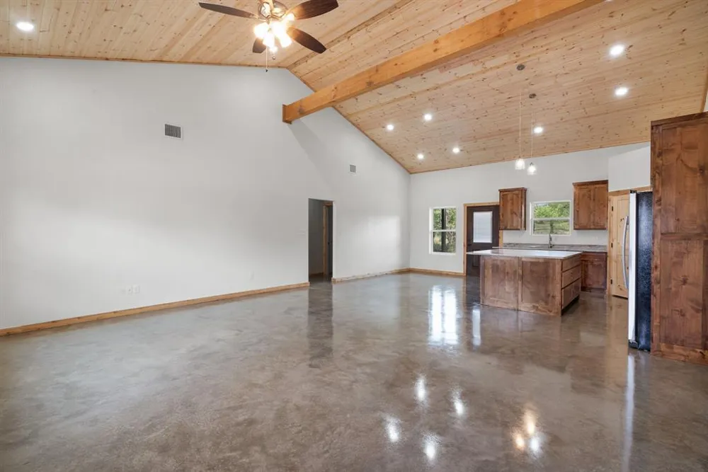 1355 County Road 304 Dublin, TX 76446