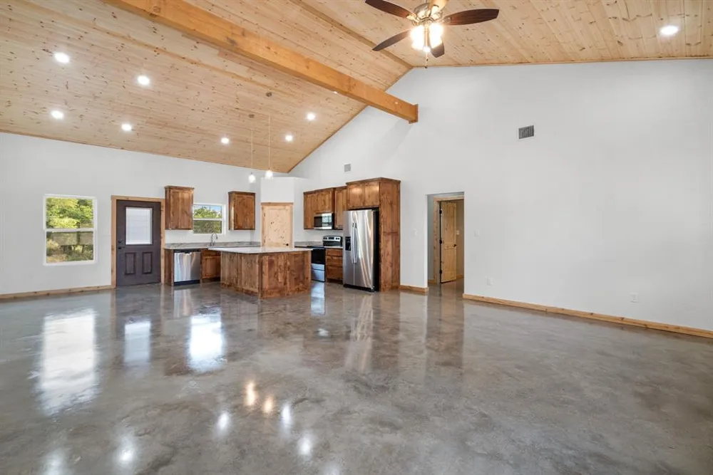 1355 County Road 304 Dublin, TX 76446