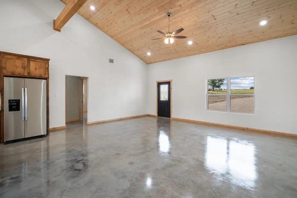 1355 County Road 304 Dublin, TX 76446