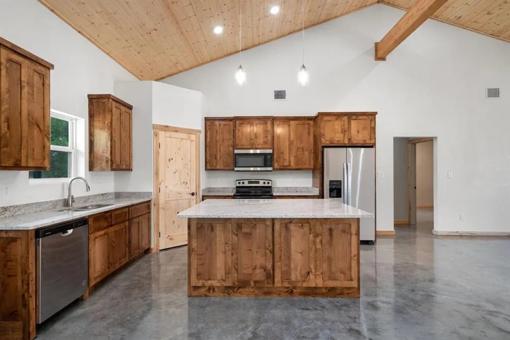 1355 County Road 304 Dublin, TX 76446