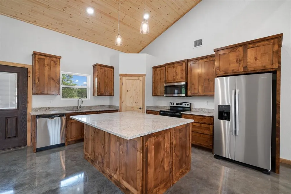 1355 County Road 304 Dublin, TX 76446