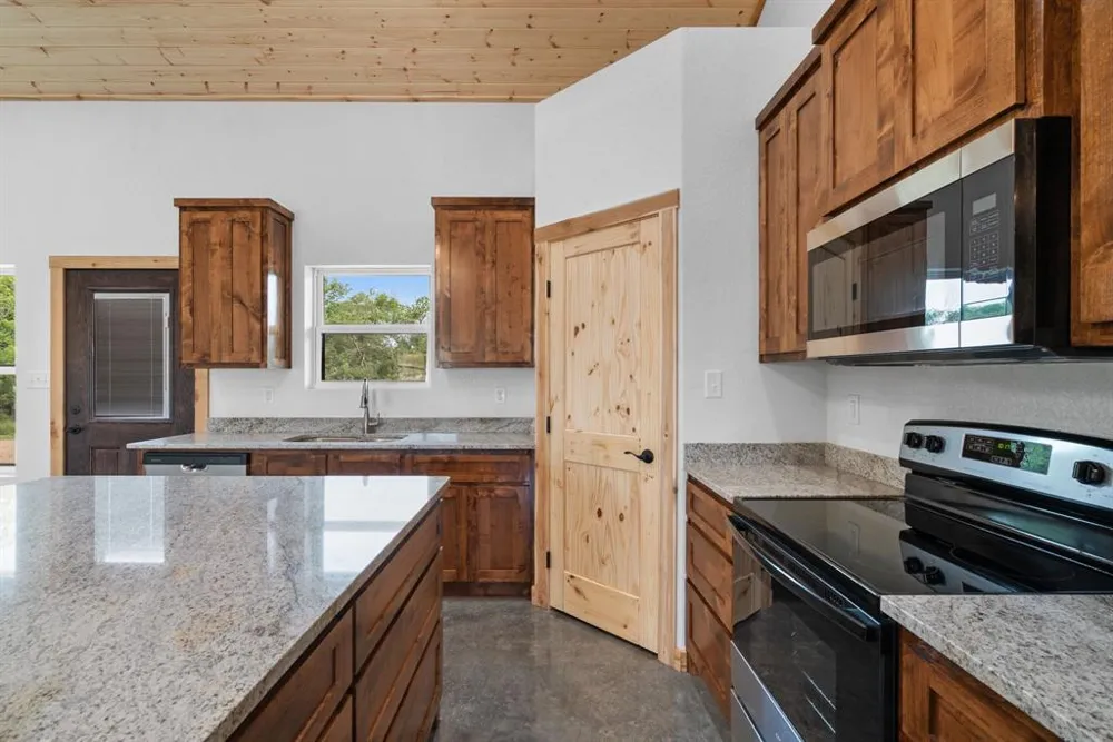 1355 County Road 304 Dublin, TX 76446