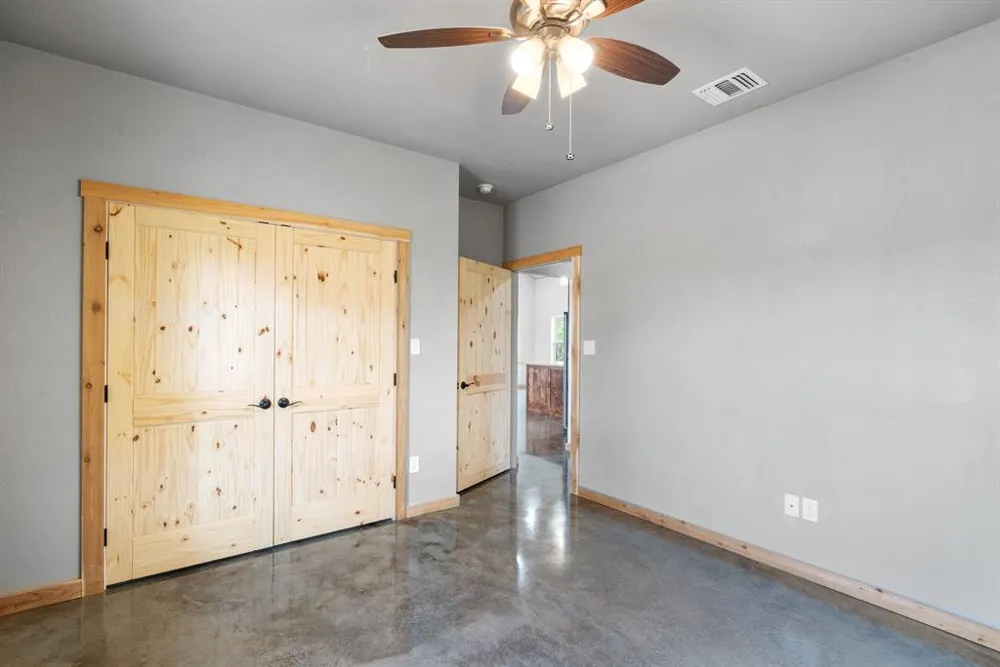 1355 County Road 304 Dublin, TX 76446