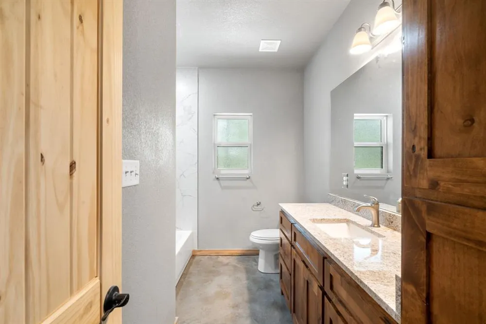 1355 County Road 304 Dublin, TX 76446