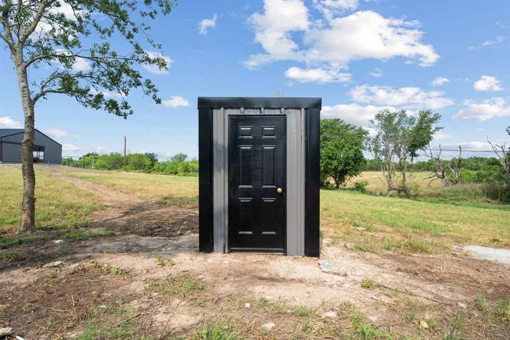 1355 County Road 304 Dublin, TX 76446