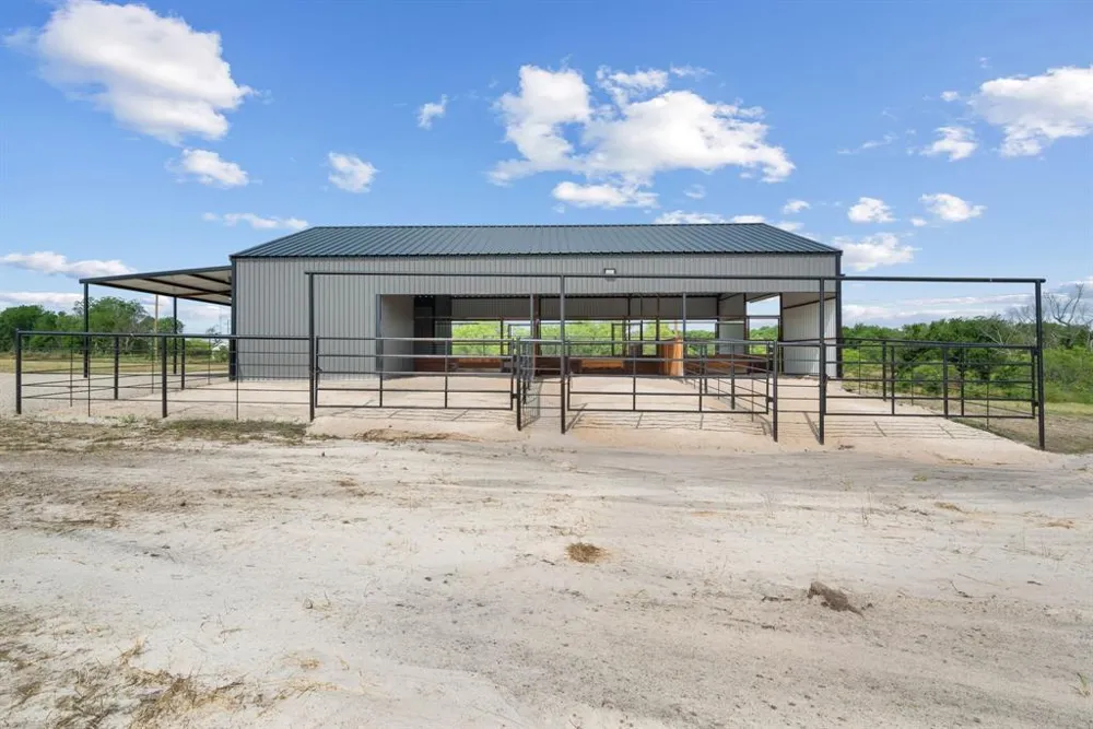 1355 County Road 304 Dublin, TX 76446