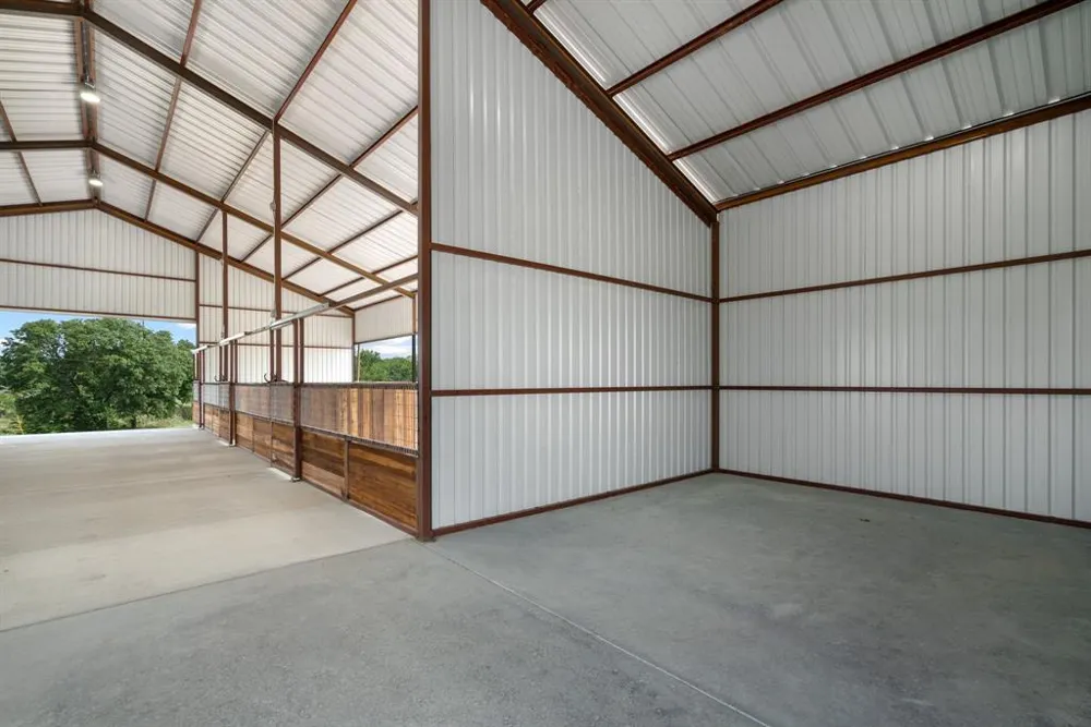 1355 County Road 304 Dublin, TX 76446