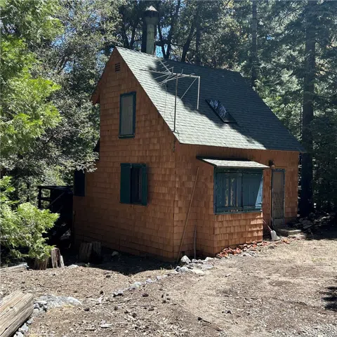 119 Barton Flats Trail
