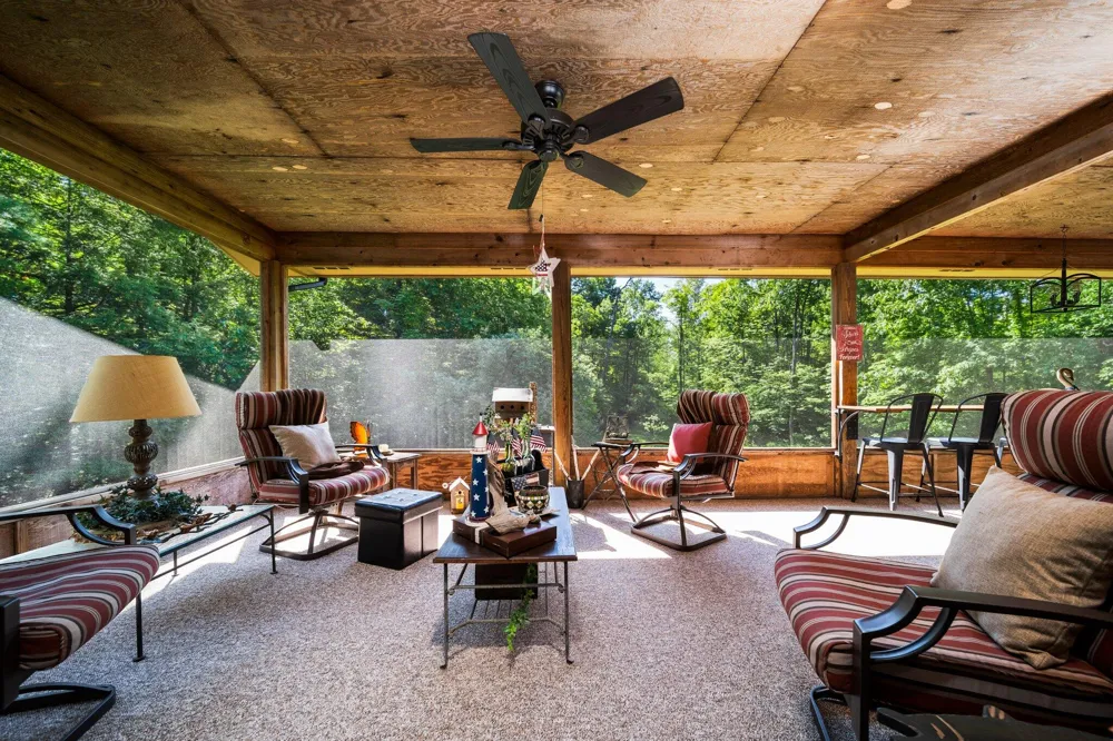 6634 Newcosta Avenue Stanwood, MI 49346