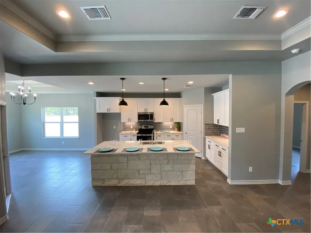 120 S Calvin Barrett Blanco, TX 78606