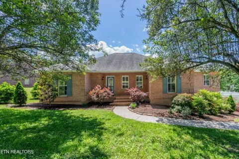 1244 River Oaks Drive
