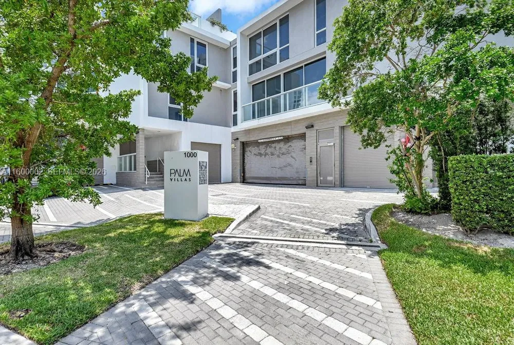 1000 99th St #14 Bay Harbor Islands, FL 33154
