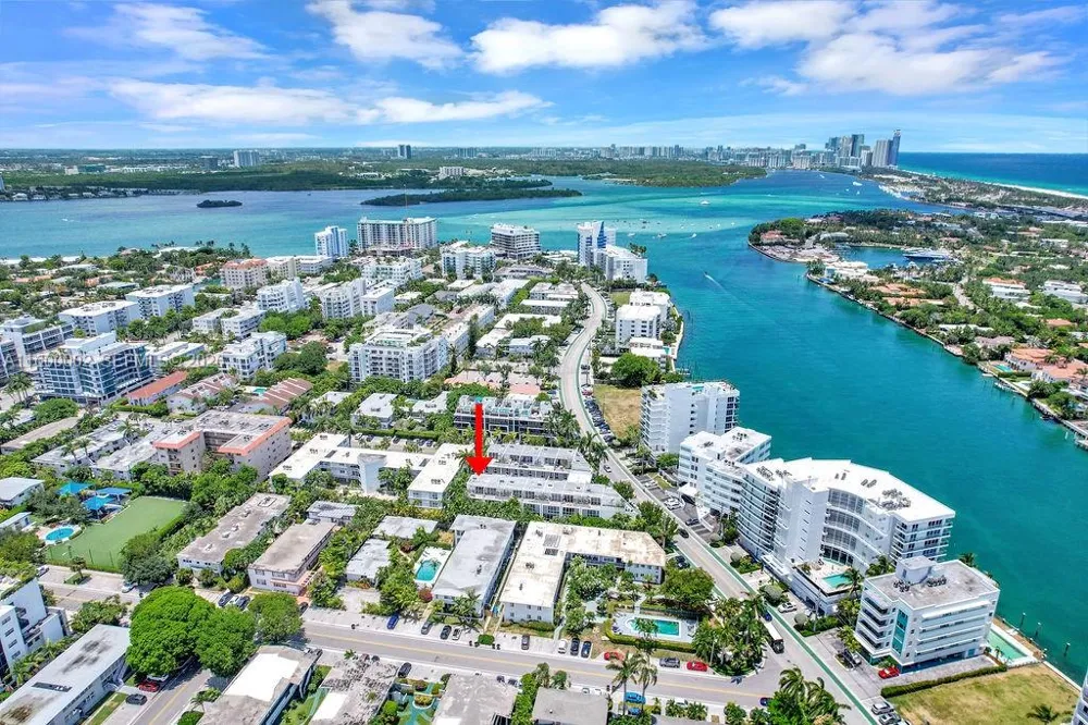1000 99th St #14 Bay Harbor Islands, FL 33154