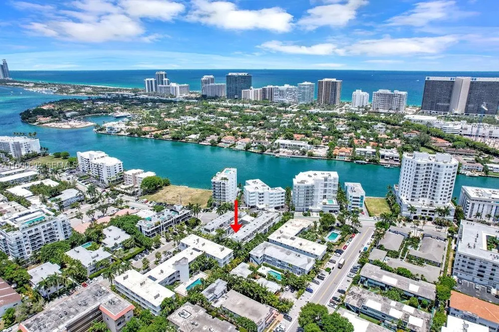 1000 99th St #14 Bay Harbor Islands, FL 33154