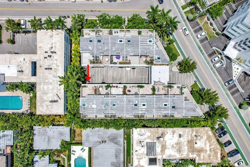 1000 99th St #14 Bay Harbor Islands, FL 33154