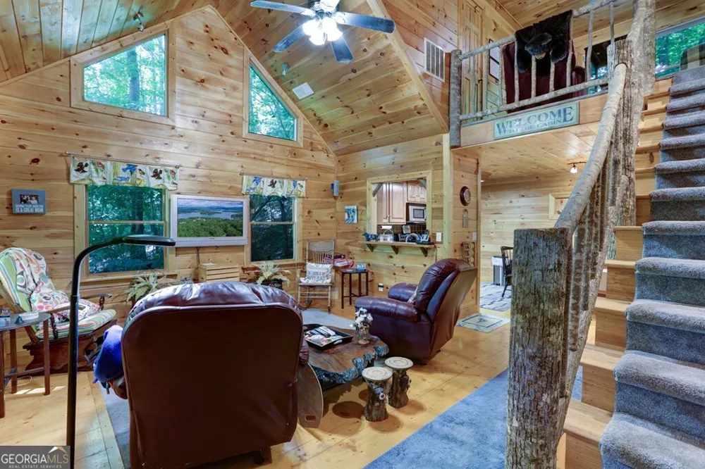 1380 Deerfield RD Young Harris, GA 30582