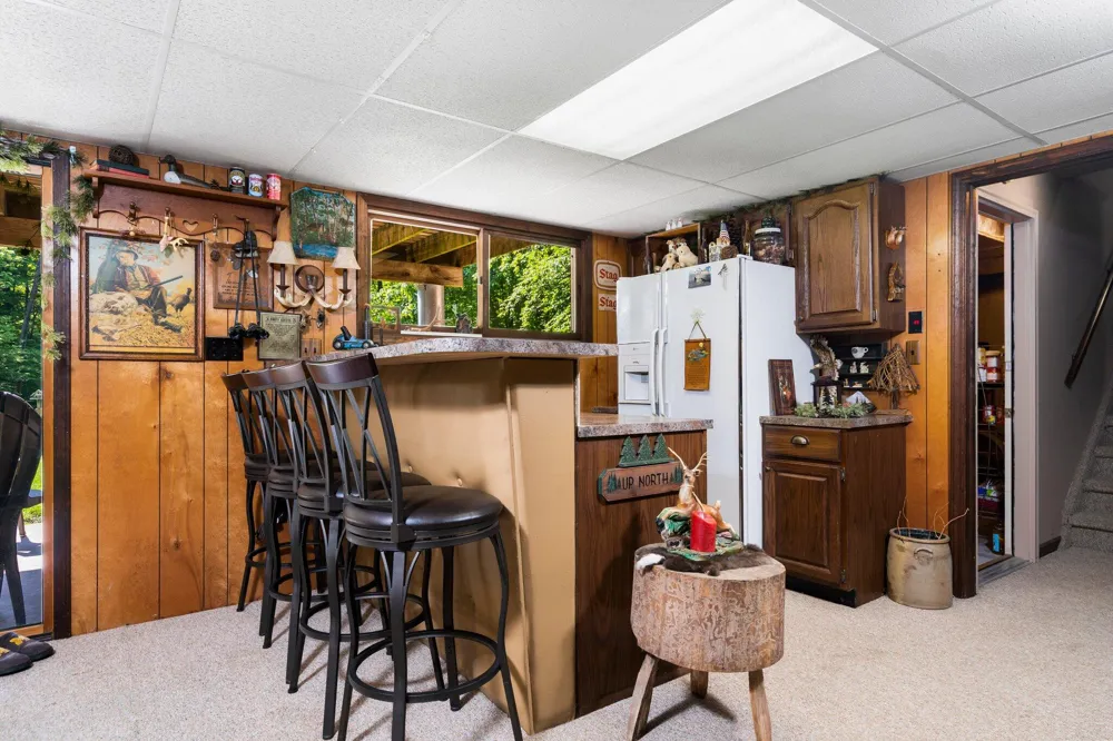 6634 Newcosta Avenue Mecosta Township, MI 49346