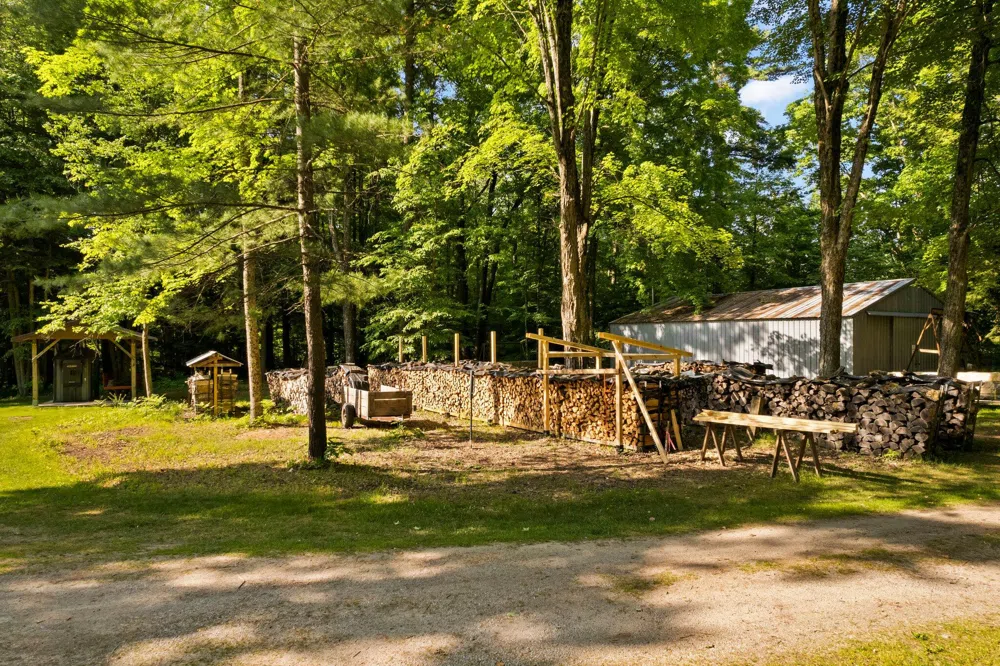 6634 Newcosta Avenue Mecosta Township, MI 49346