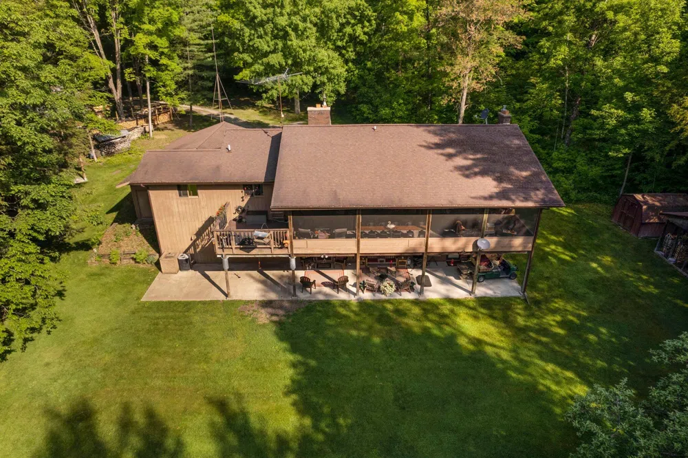 6634 Newcosta Avenue Mecosta Township, MI 49346