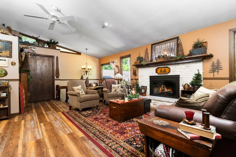6634 Newcosta Avenue Mecosta Township, MI 49346
