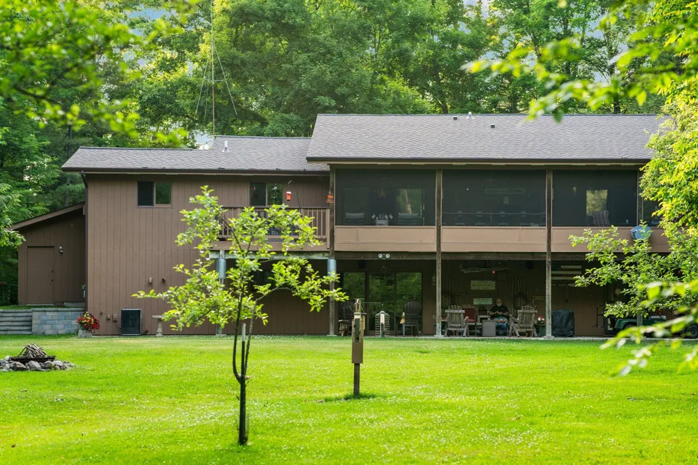 6634 Newcosta Avenue Mecosta Township, MI 49346