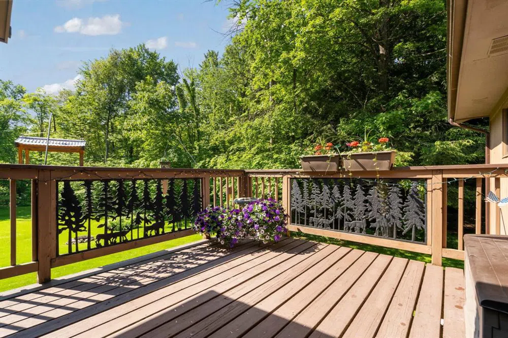 6634 Newcosta Avenue Mecosta Township, MI 49346