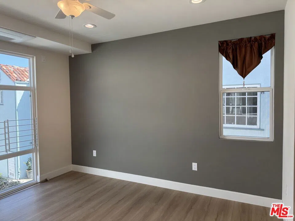 821 Lorraine Boulevard Los Angeles, CA 90005