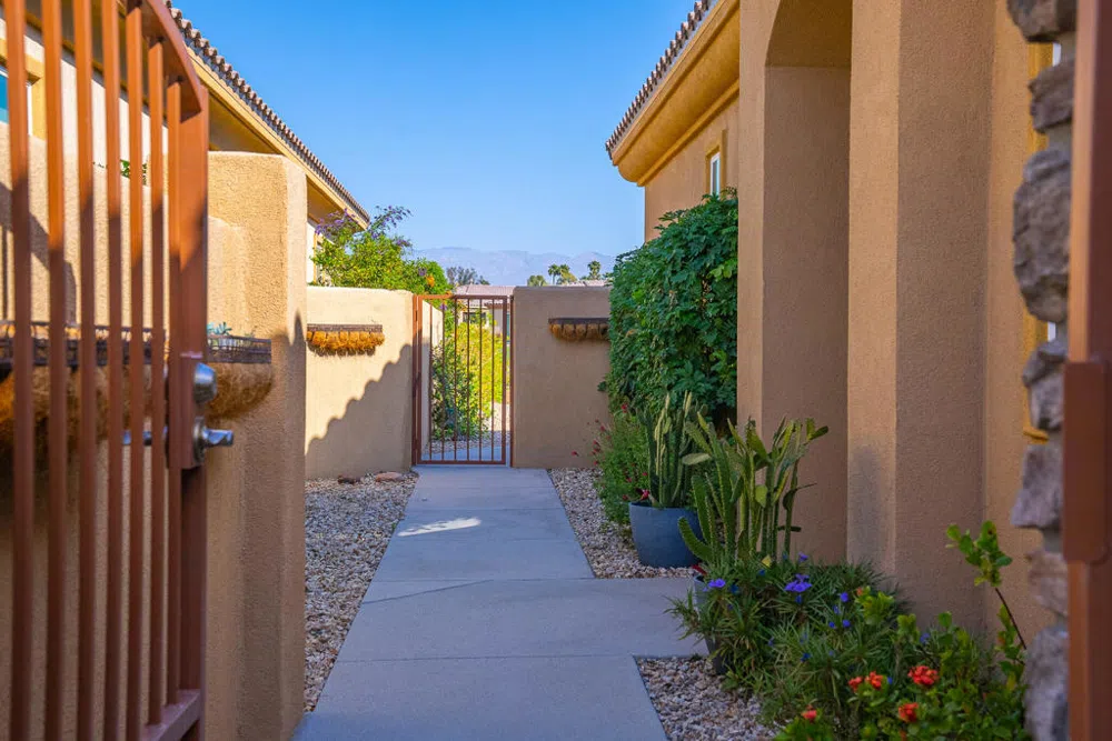 67296 Lakota Court Cathedral City, CA 92234