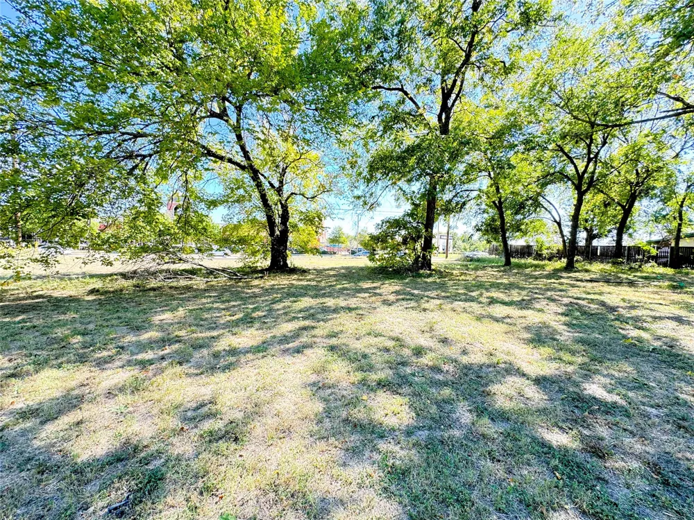 6514 S Cooper Street Arlington, TX 76001