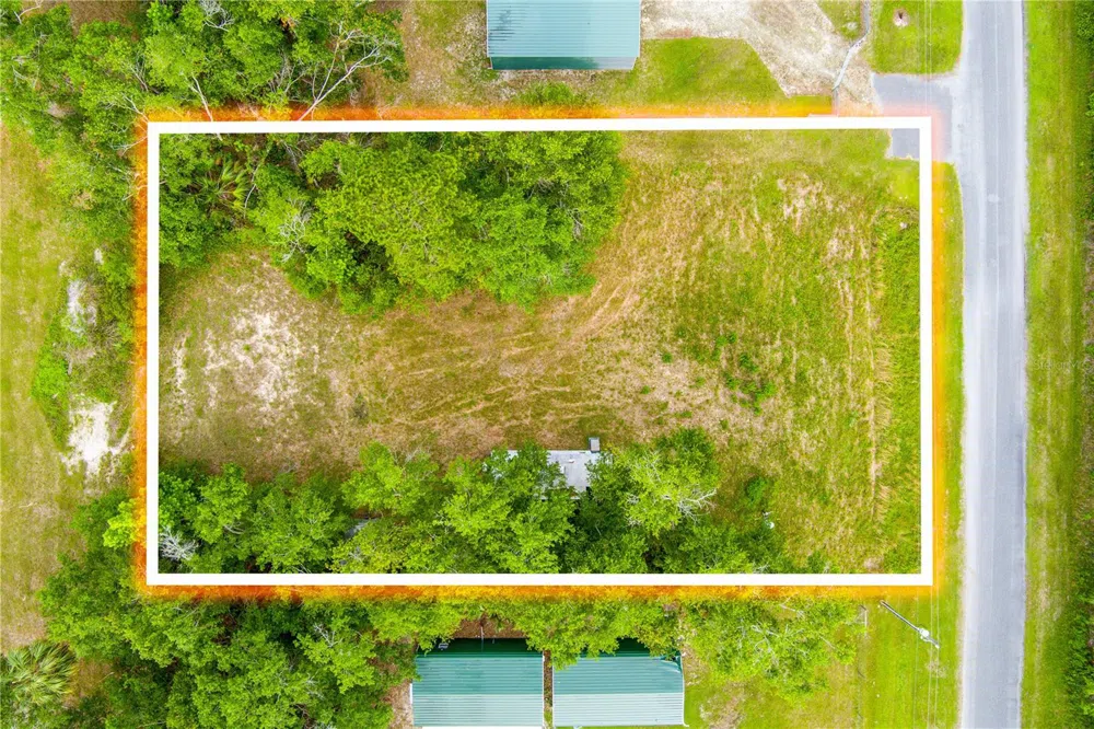 400 COASTAL OAK LANE NW Steinhatchee, FL 32359