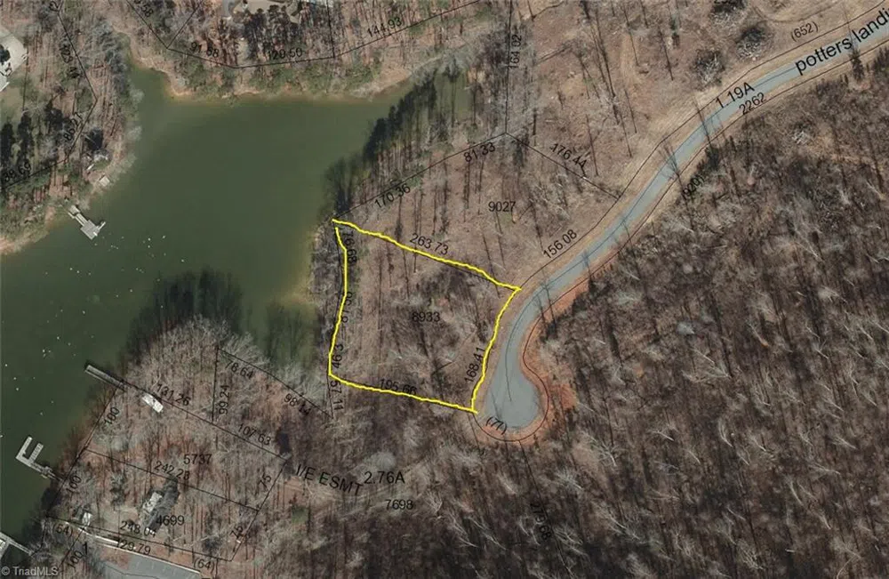 606 Potters Landing Denton, NC 27239