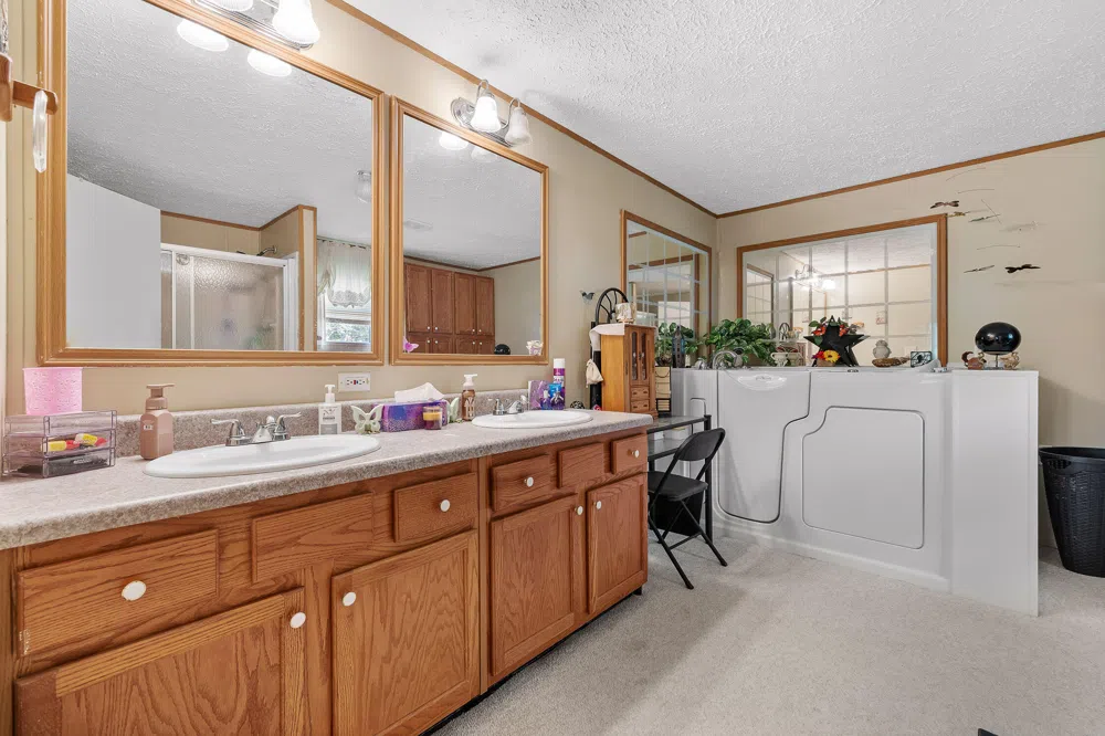 403 Lyman Daniel Road Trenton, GA 30752
