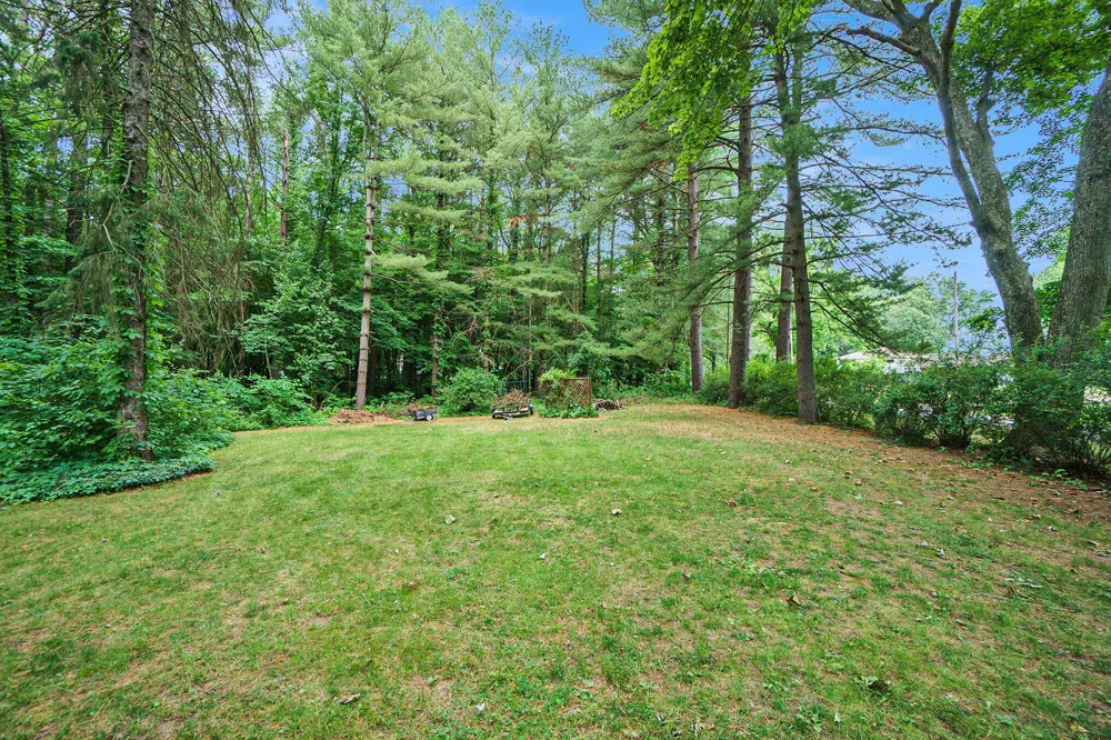 171 Thomas Street Allegan, MI 49010