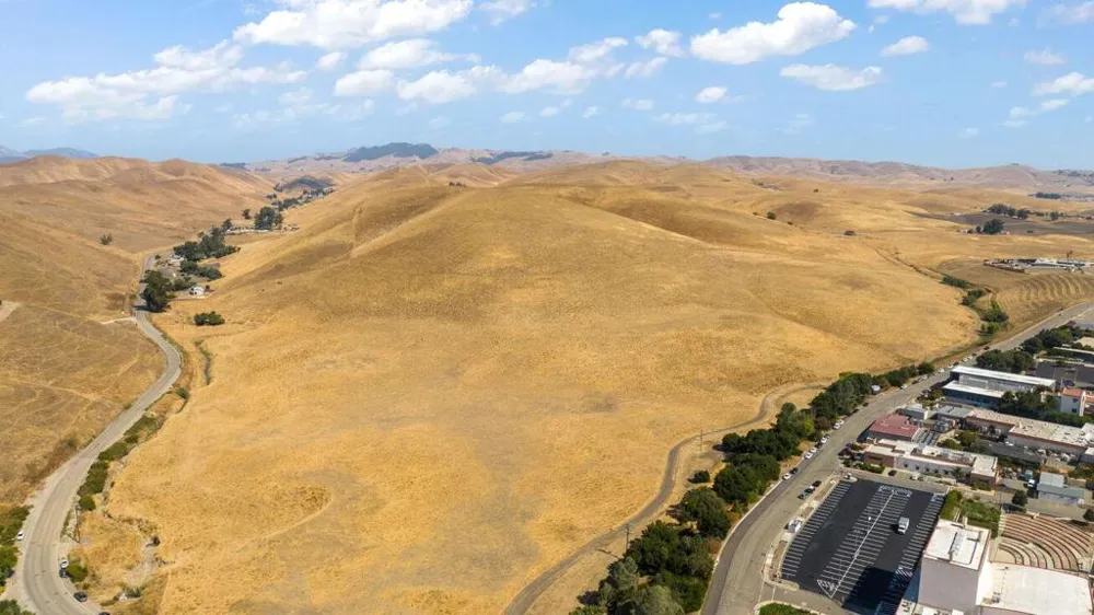 1 Collier Canyon Road Livermore, CA 94551